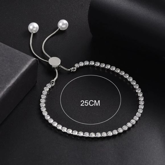 🆕 Women’s Silver Cubic zirconia diamond faux pearl slide-adjust Tennis Bracelet - Picture 3 of 4